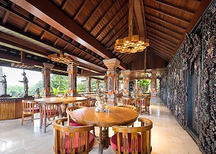 ホテル Swan Paradise A Pramana Experience バリ島
