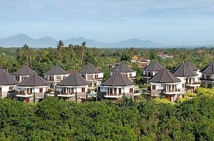 Swan Paradise A Pramana Experience ホテル バリ島